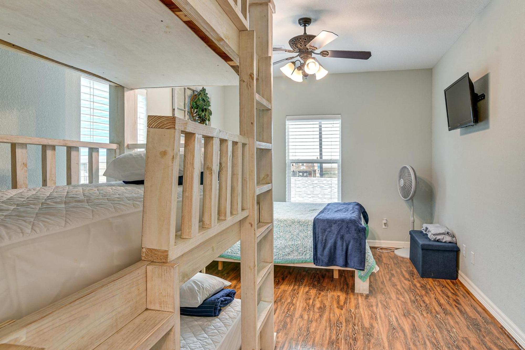 Large Group Gulf Retreat, Steps To Surfside Beach! المظهر الخارجي الصورة